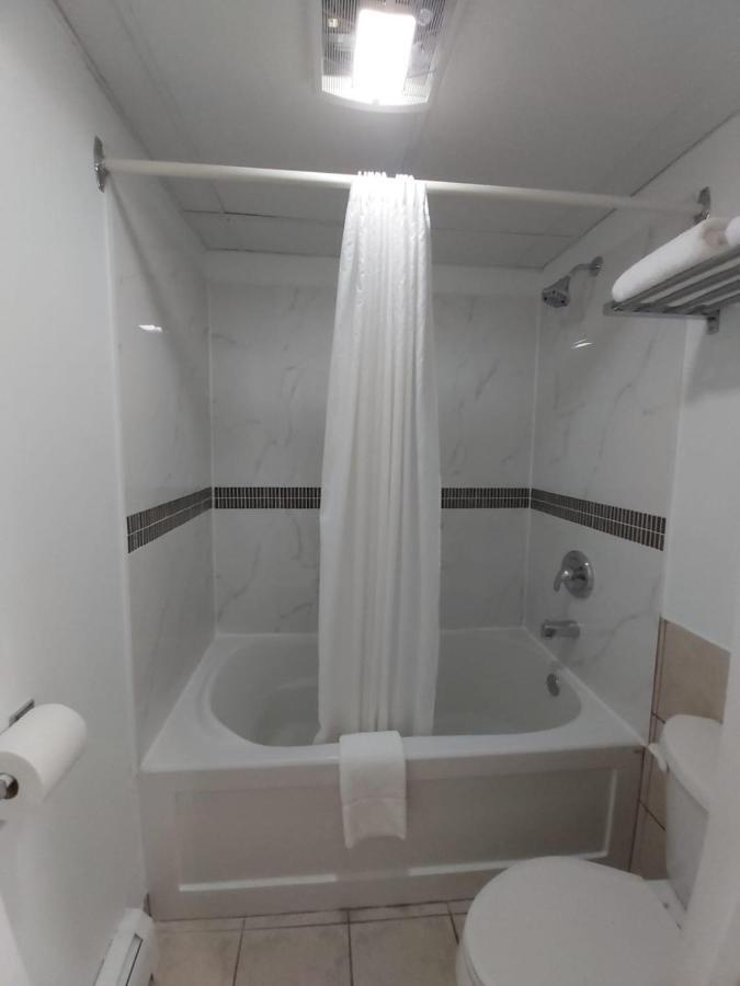 Arnprior Motor Inn المظهر الخارجي الصورة