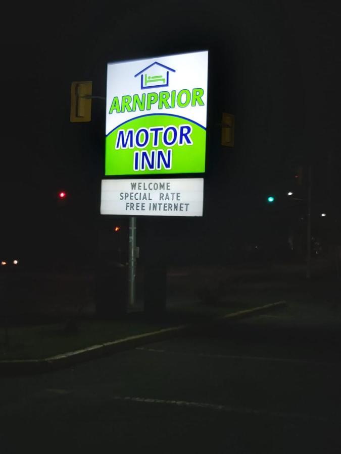 Arnprior Motor Inn المظهر الخارجي الصورة