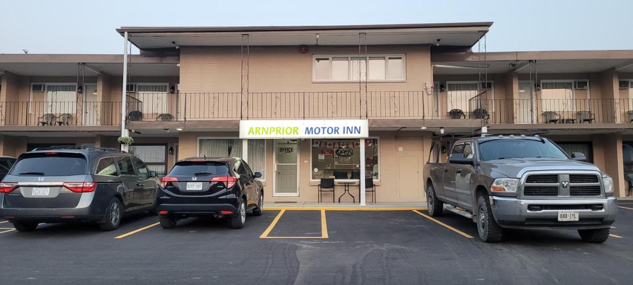 Arnprior Motor Inn المظهر الخارجي الصورة
