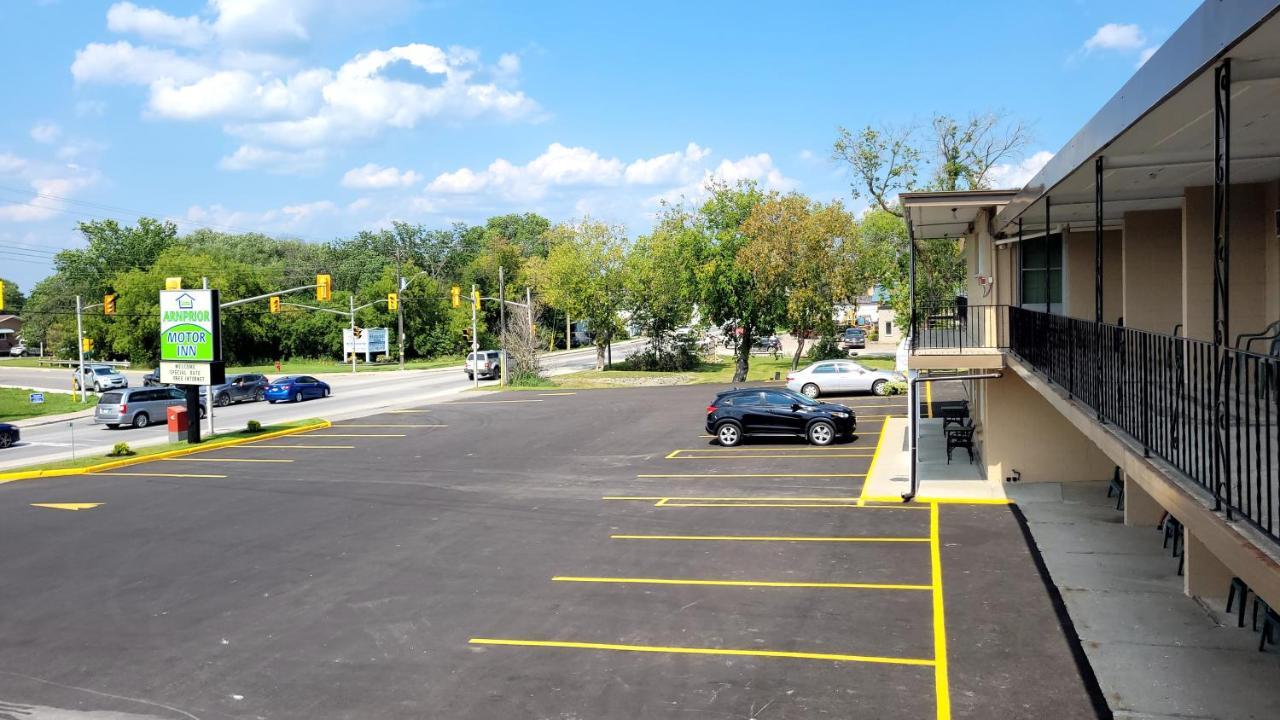 Arnprior Motor Inn المظهر الخارجي الصورة